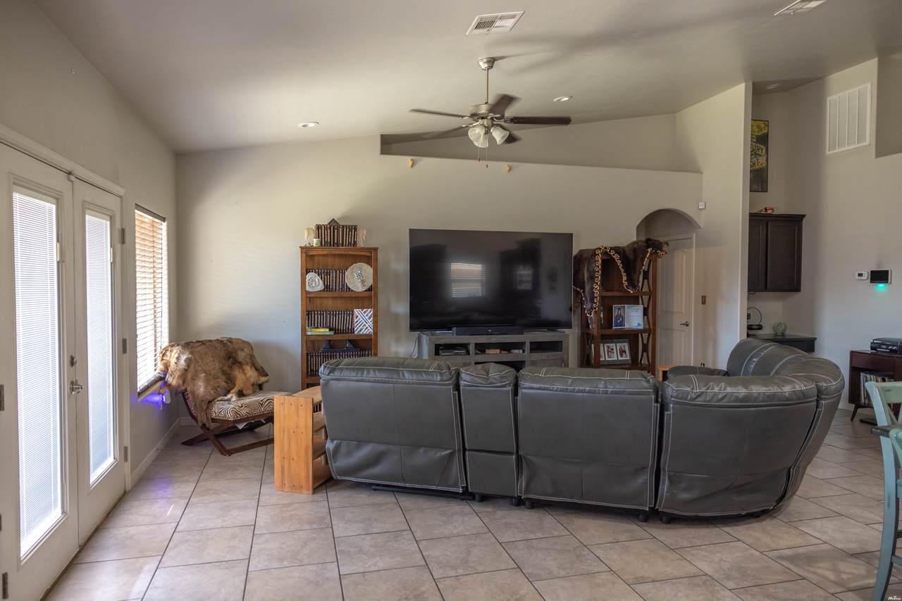 https://bt-photos.global.ssl.fastly.net/newmexico/1280_boomver_1_26000118-1.jpg