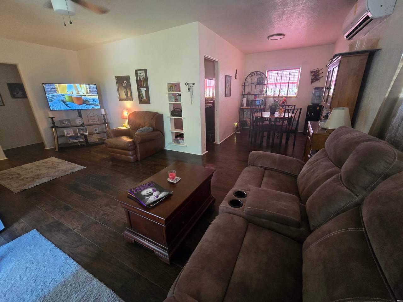 710 Wyoming Ave - Photo 1