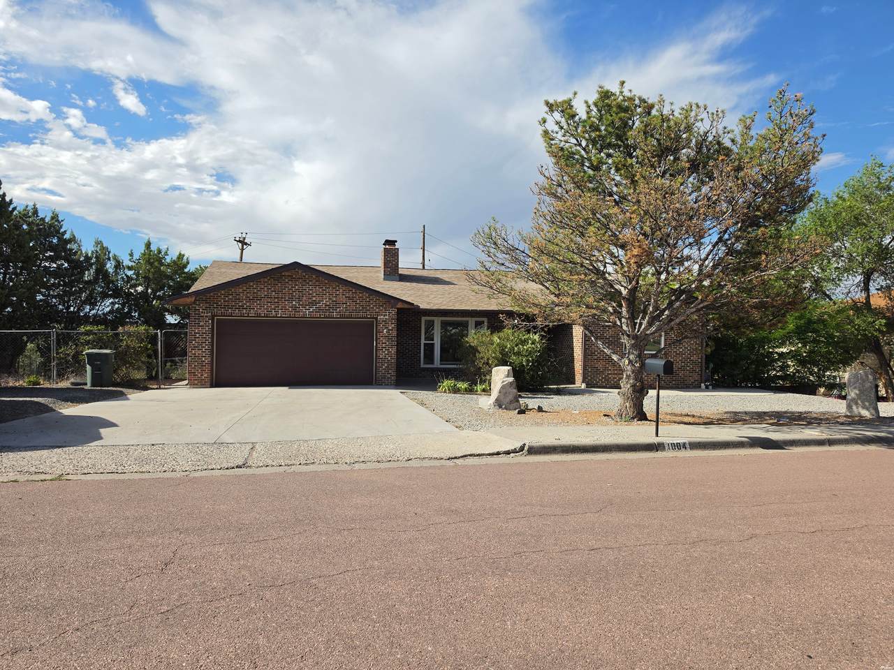 1004 Yei Ave - Photo 1
