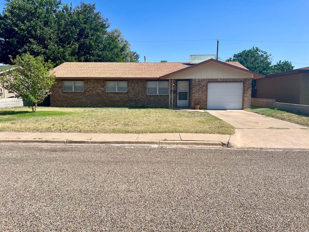 244 Oklahoma Dr - Photo 1