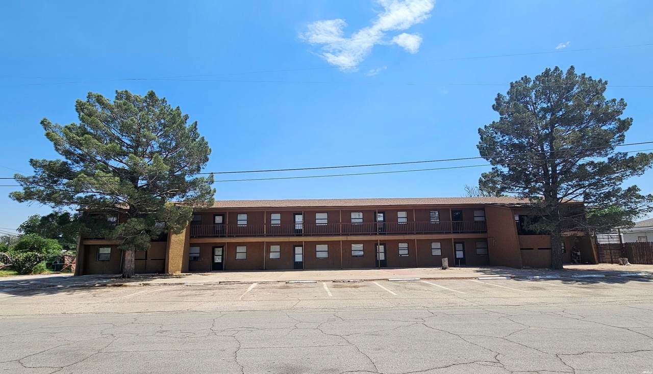 708 N Fifth St - Photo 1