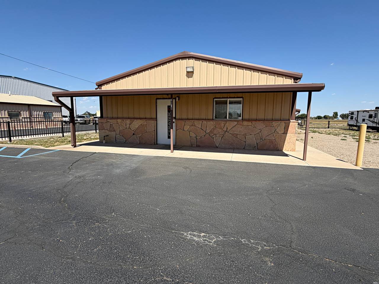 https://bt-photos.global.ssl.fastly.net/newmexico/1280_boomver_1_26000336-1.jpg