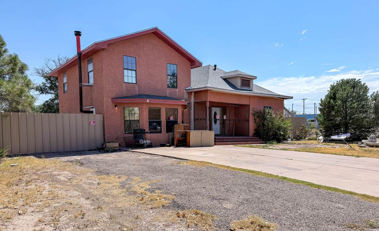 110 Tilden St - Photo 1