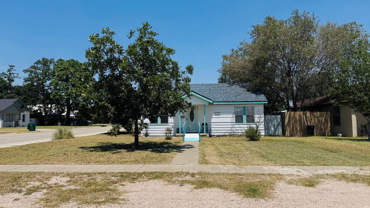 422 West C Ave - Photo 1