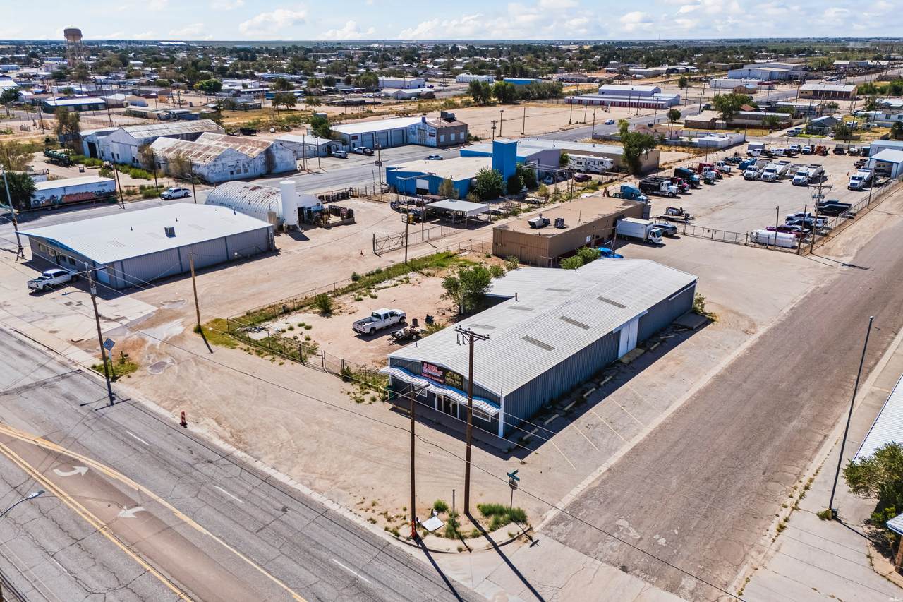 821 Marland - Photo 1
