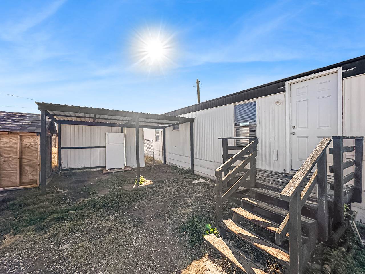417 Tyler - Photo 1