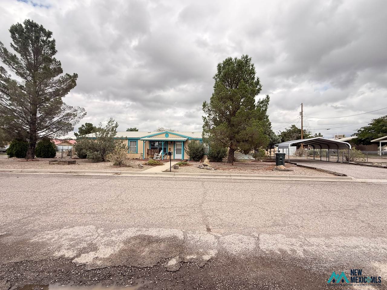 1400 E. 6th - Photo 1