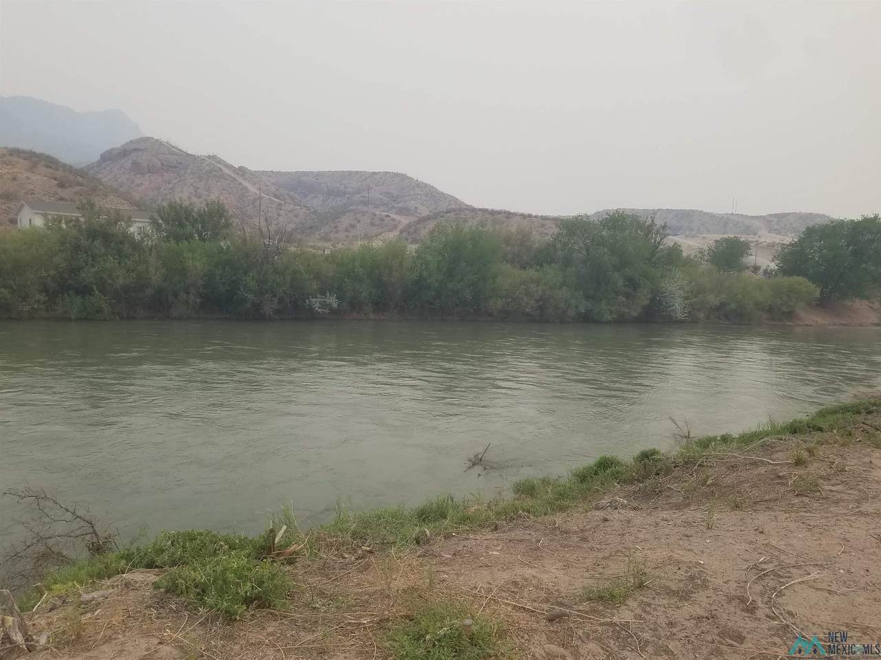 1500 Riverside - Photo 1