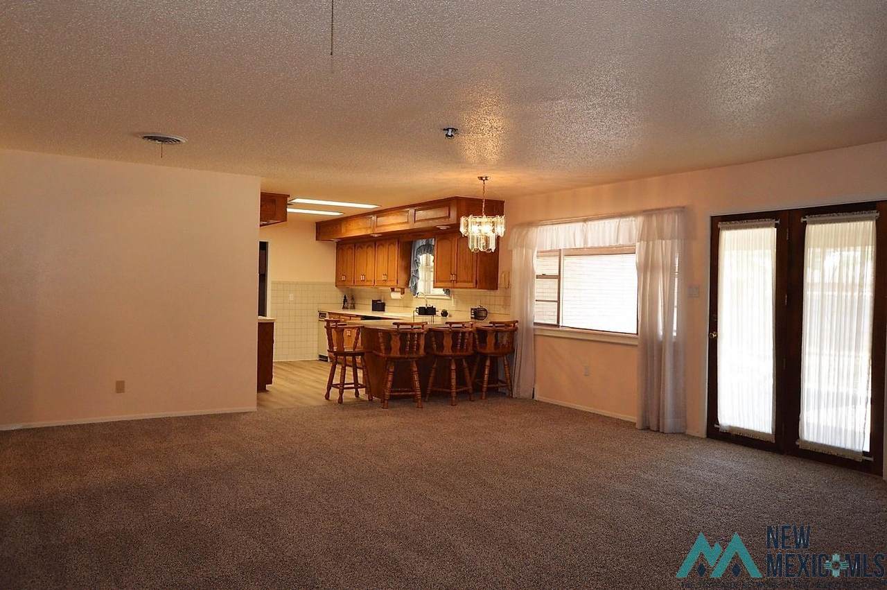 1312 Oakhurst Rd - Photo 1