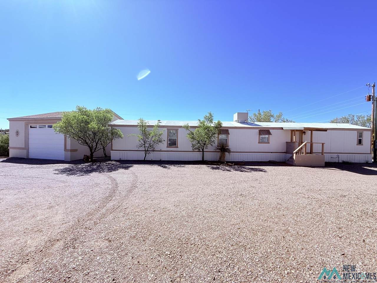 https://bt-photos.global.ssl.fastly.net/newmexico/1280_boomver_2_20252401-2.jpg