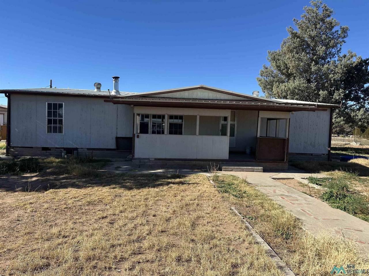570 Arrowhead Drive Ne - Photo 1
