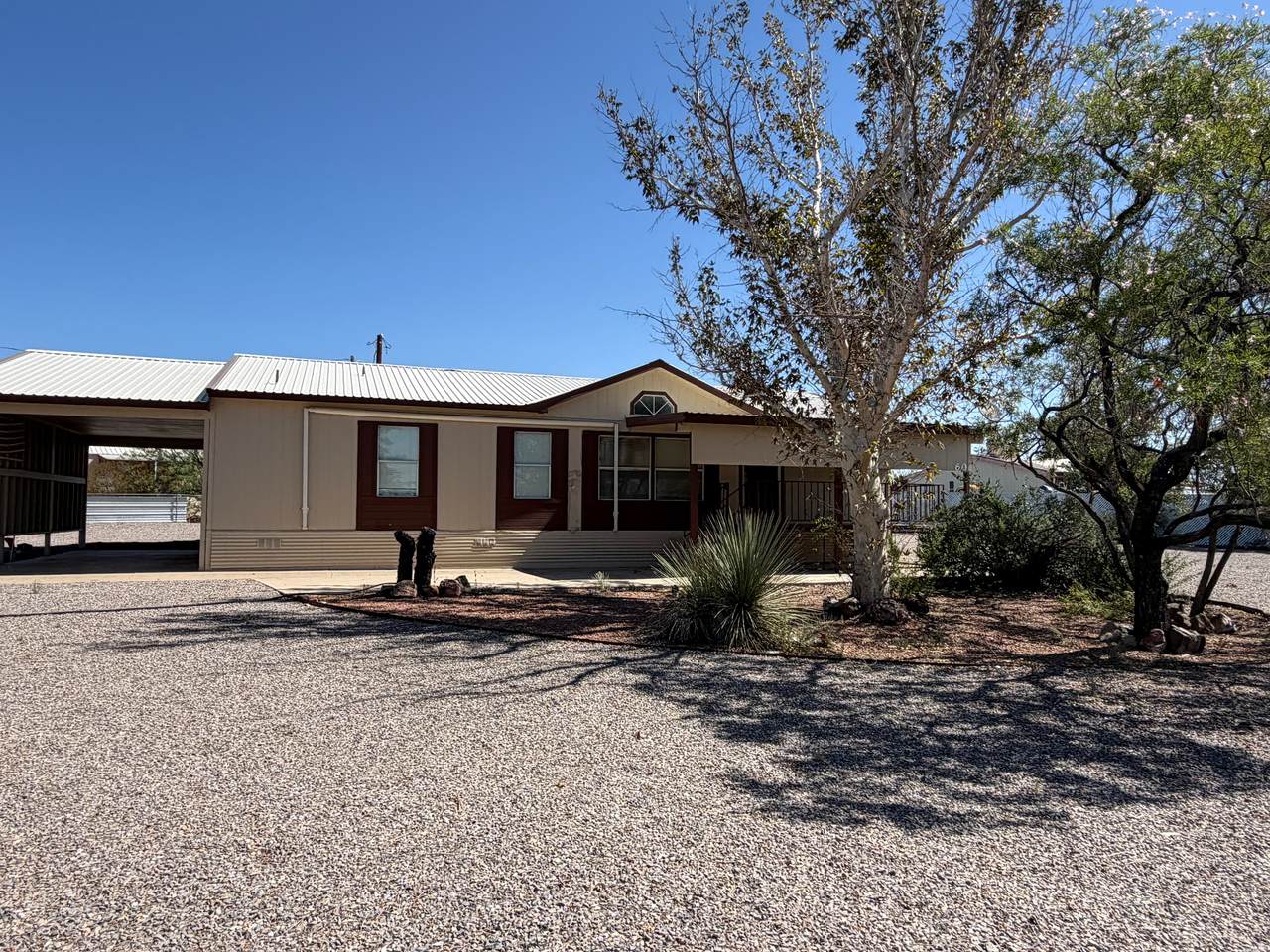 https://bt-photos.global.ssl.fastly.net/newmexico/1280_boomver_2_20260380-1.jpg
