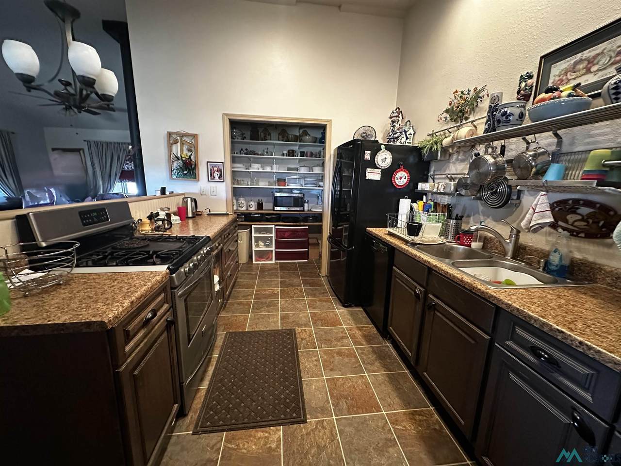 https://bt-photos.global.ssl.fastly.net/newmexico/1280_boomver_1_20260878-2.jpg