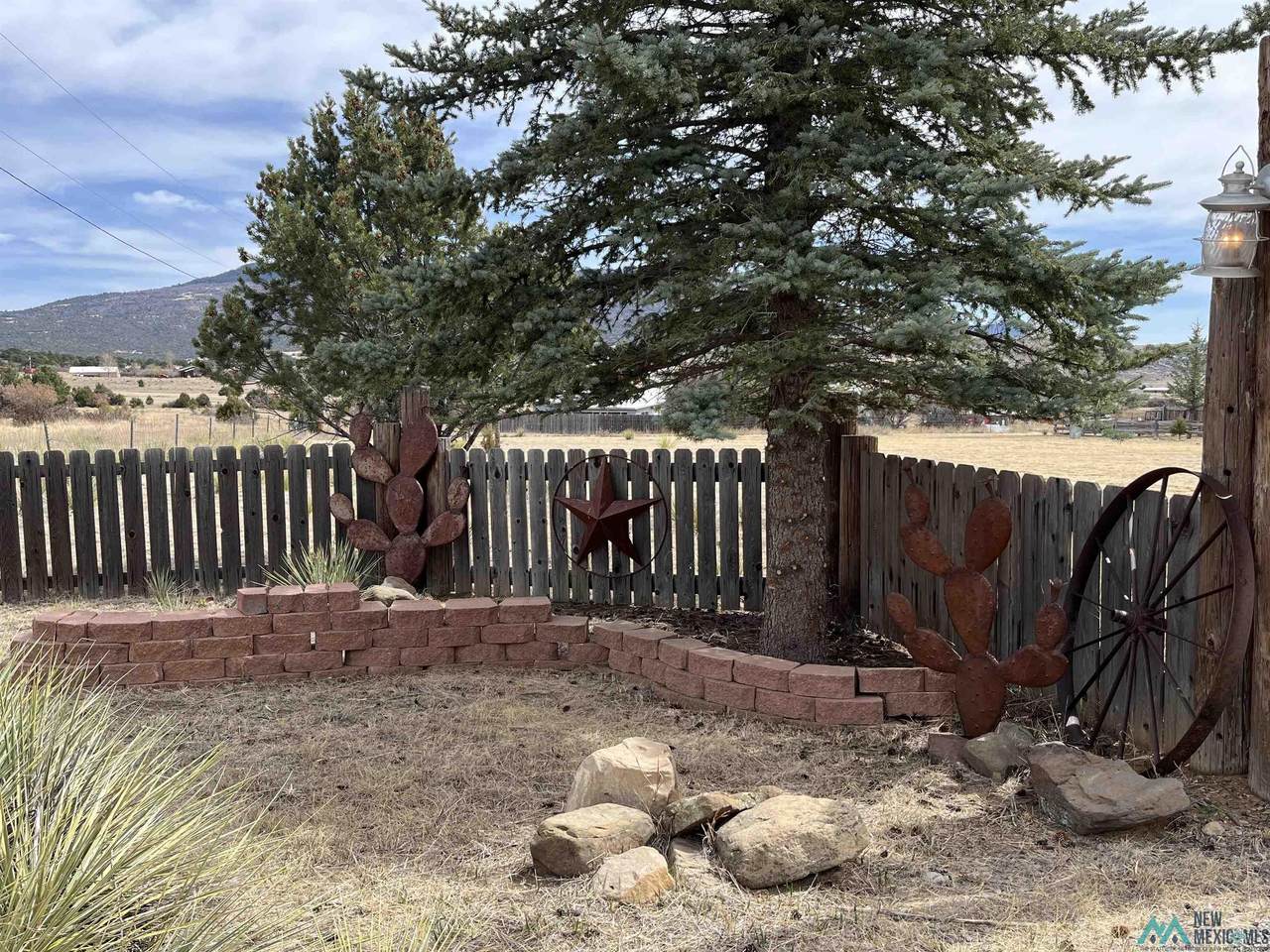 https://bt-photos.global.ssl.fastly.net/newmexico/1280_boomver_1_20261618-2.jpg