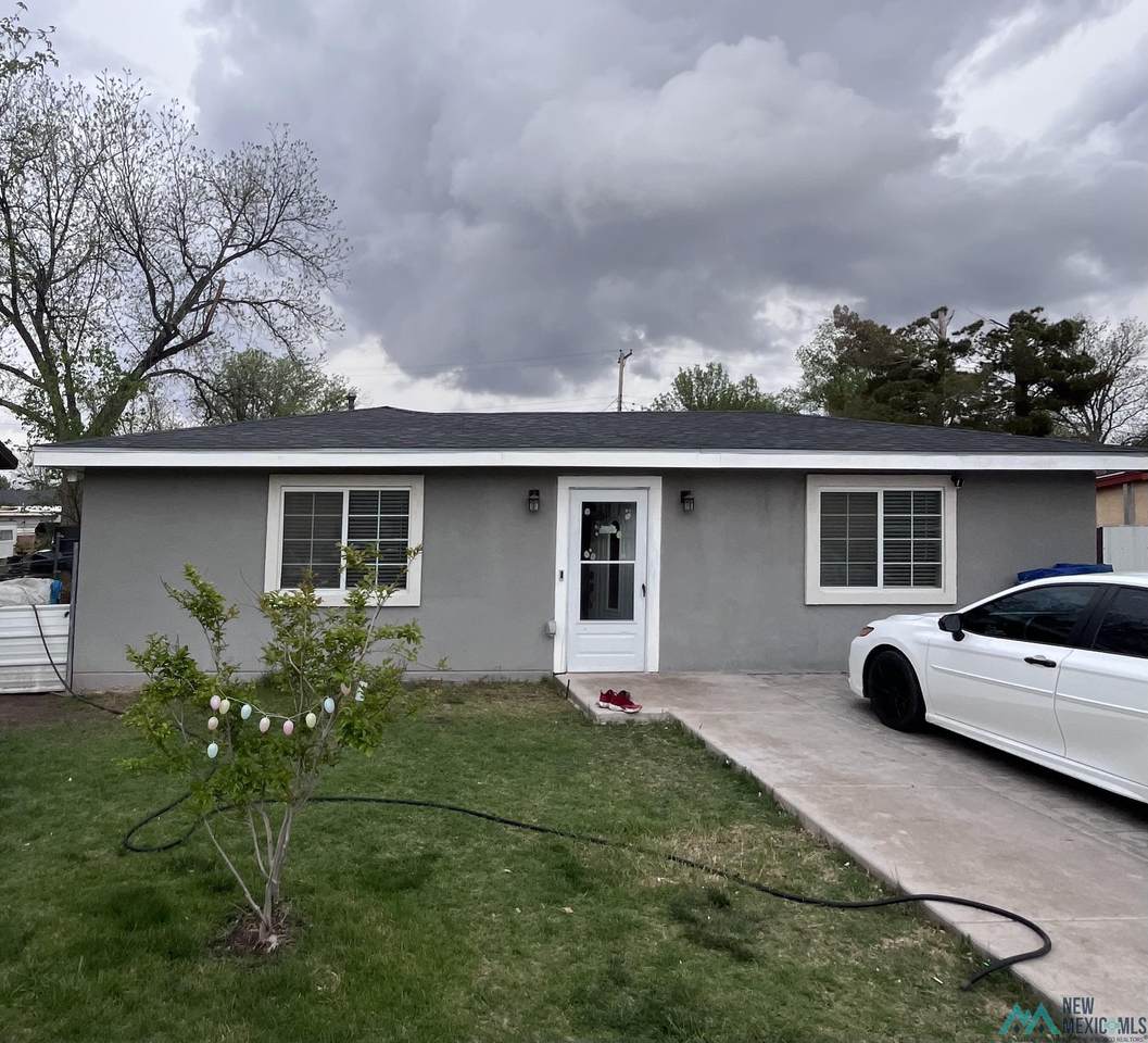 811 El Dora Drive - Photo 1