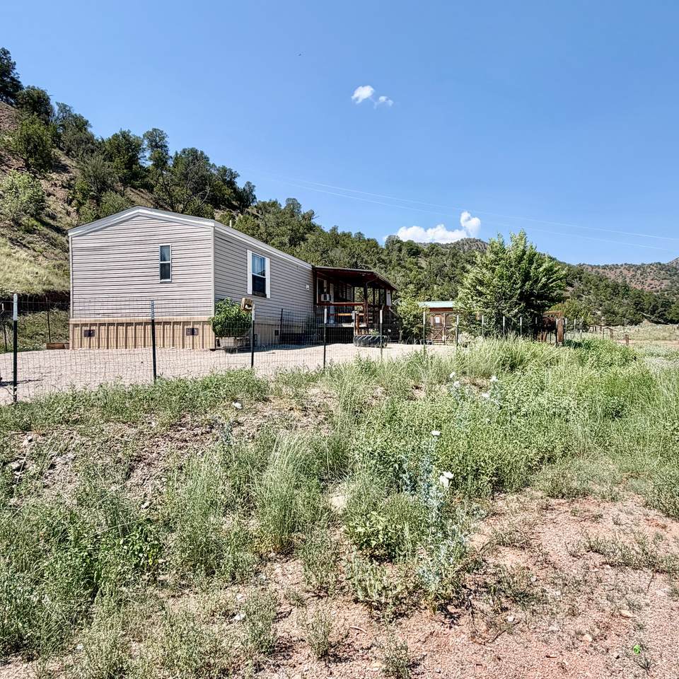https://bt-photos.global.ssl.fastly.net/newmexico/1280_boomver_4_20263329-1.jpg