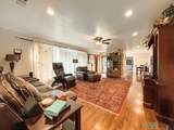 2901 Axtell - Photo 7