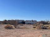 744 Wisconsin St - Photo 2