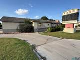 1002 Main St - Photo 1