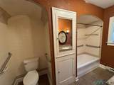 1104 Gidding Street - Photo 19