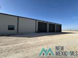 880 Derrick - Photo 4
