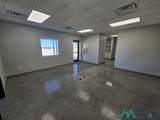 880 Derrick - Photo 5