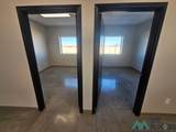 880 Derrick - Photo 9