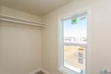 911 Roselawn Avenue - Photo 39