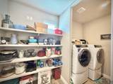 2933 Amor Avenue - Photo 8