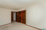 7 Robins Nest Place - Photo 43