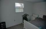 212 Elm St - Photo 16
