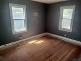 805 8TH St - Photo 11