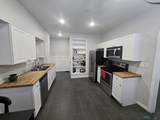 301 Green Avenue - Photo 11