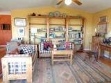 408 Dove Avenue - Photo 2