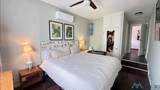 909 Locust St - Photo 17