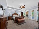 13 Granite - Photo 32