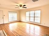 2000 Wallace Street - Photo 5