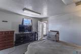 914 Sandstone Ave - Photo 35