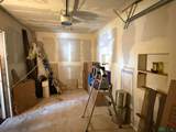 301 Maple Ave Ave - Photo 36