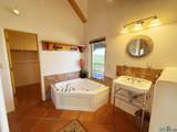 6 Sarah Lane - Photo 26