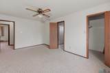 1211 Calle De La Luna Street - Photo 17