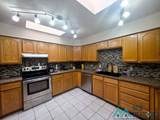 809 Colonial Court - Photo 12