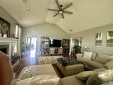 2316 Cobblestone Cir Circle - Photo 42