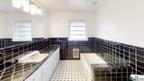 2211 Gidding St - Photo 18