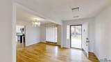 2211 Gidding St - Photo 4