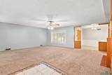 2121 Gidding St - Photo 10