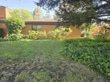 611 Church St - Photo 3