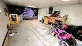 402 Pine Ave Ave - Photo 12