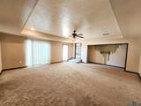 2901 Gidding St - Photo 28