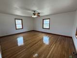 2204 Wallace St - Photo 10